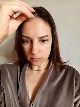 She-Moon online show from April 2026 06:09:01 AM