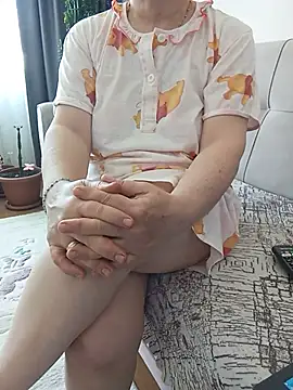 Snapshot of burcu_ben chatting on June 2026 07:28:02 AM burcu ben online show from June 2026 07:28:02 AM