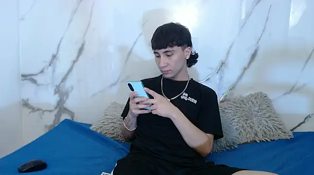 XanderGrey8 online show from March 2026 07:25:01 PM