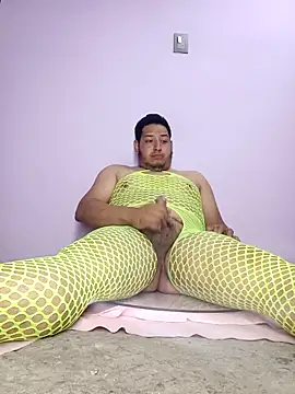 Snapshot of daysy15 chatting on February 2026 03:04:02 AM daysy15 online show from February 2026 03:04:02 AM