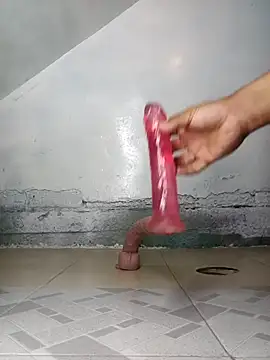 Snapshot of daysy15 chatting on April 2026 06:05:02 AM daysy15 online show from April 2026 06:05:02 AM