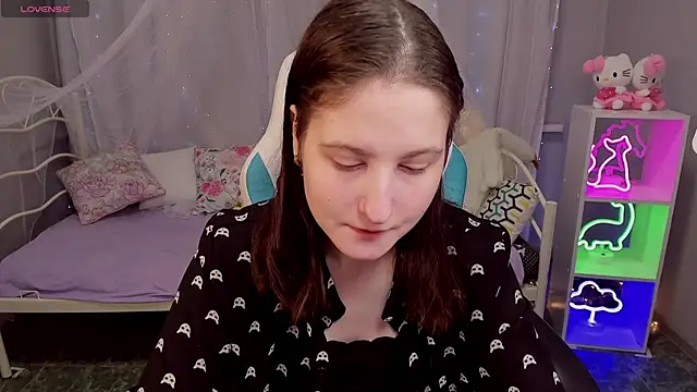 KiraDuvall online show from January 2026 04:56:01 PM