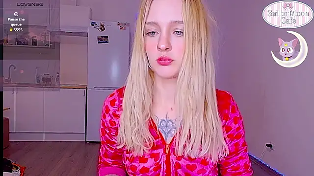 Snapshot of sailormoon666_ chatting on March 2026 03:23:01 AM sailormoon666 online show from March 2026 03:23:01 AM