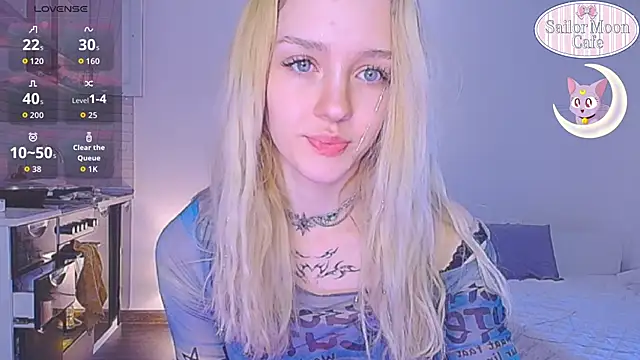 Snapshot of sailormoon666_ chatting on April 2026 05:08:02 AM sailormoon666 online show from April 2026 05:08:02 AM