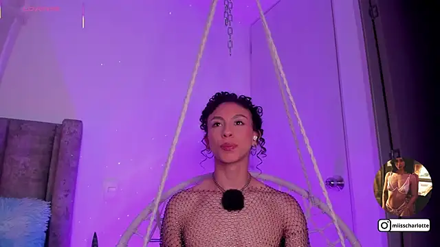 Snapshot of miss__charlotte7 chatting on April 2026 01:04:01 AM miss charlotte7 online show from April 2026 01:04:01 AM