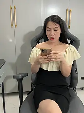 Llabi2k online show from July 2026 10:36:01 PM