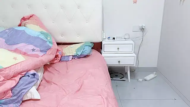 xixi 521 online show from April 2026 12:35:02 PM