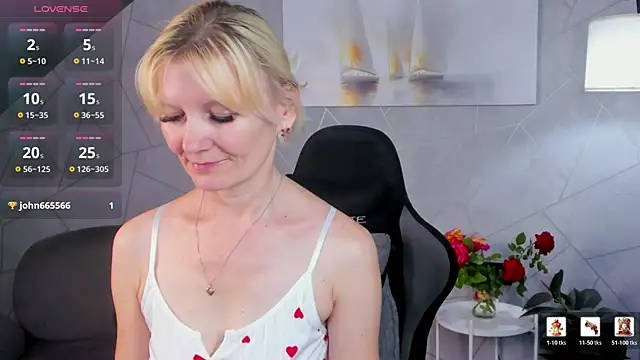 Julie Lucas online show from July 2026 12:48:01 AM