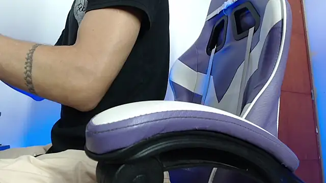 Snapshot of Yankees_xxx chatting on March 2026 11:25:02 AM Yankees xxx online show from March 2026 11:25:02 AM