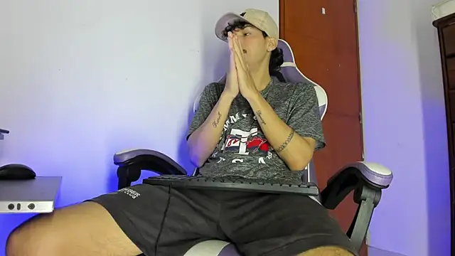 Snapshot of Yankees_xxx chatting on March 2026 09:09:02 AM Yankees xxx online show from March 2026 09:09:02 AM