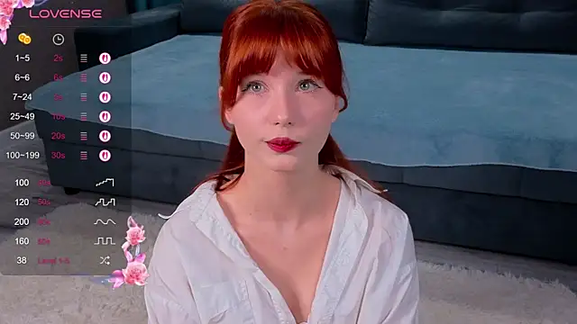 Snapshot of CatherineCummi chatting on April 2026 08:34:01 AM CatherineCummi online show from April 2026 08:34:01 AM