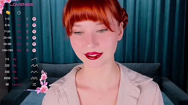 Snapshot of CatherineCummi chatting on April 2026 08:34:02 AM CatherineCummi online show from April 2026 08:34:02 AM