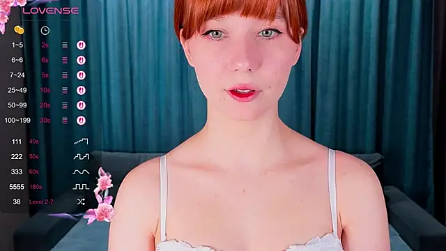 Snapshot of CatherineCummi chatting on April 2026 07:25:02 AM CatherineCummi online show from April 2026 07:25:02 AM