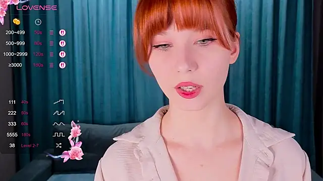 Snapshot of CatherineCummi chatting on April 2026 07:42:02 AM CatherineCummi online show from April 2026 07:42:02 AM