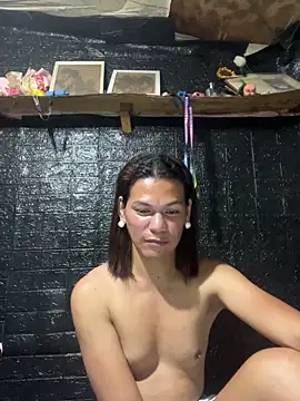 HugeAgatha online show from February 2026 01:59:01 PM