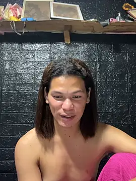 HugeAgatha online show from February 2026 09:52:01 AM