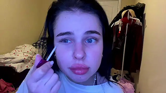 AkilahMilke online show from January 2026 07:17:01 PM