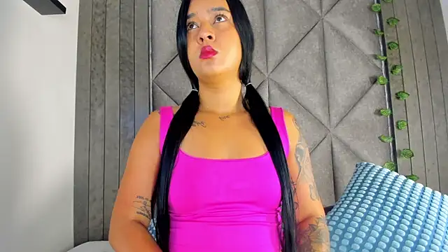 Snapshot of ChloeeMiller__ chatting on February 2026 11:39:02 AM ChloeeMiller online show from February 2026 11:39:02 AM