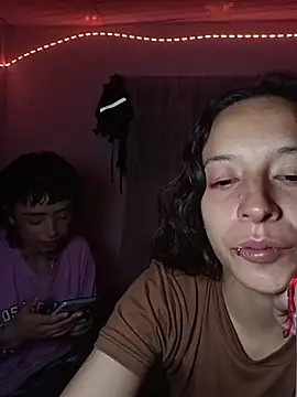 AlexxaAndRileyy online show from July 2026 02:18:01 AM