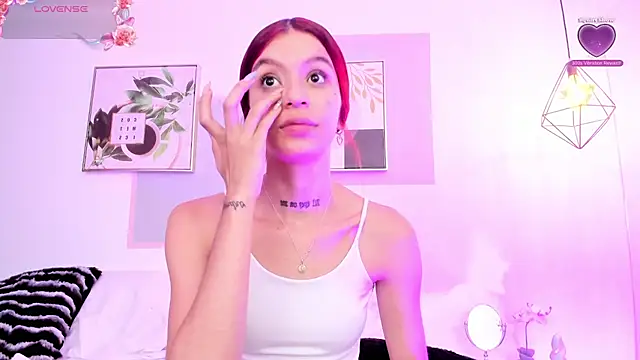 april jones05 online show from March 2026 01:30:01 PM