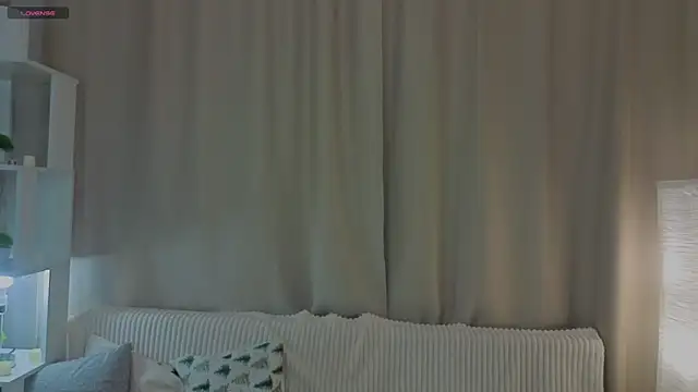 Snapshot of CarmanHenning chatting on February 2026 04:17:01 AM CarmanHenning online show from February 2026 04:17:01 AM