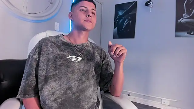 Liam9  online show from January 2026 02:49:01 AM