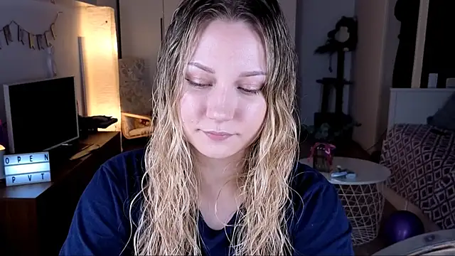 Snapshot of missyourtouch chatting on April 2026 05:36:01 PM missyourtouch online show from April 2026 05:36:01 PM