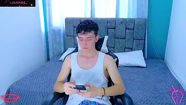 SamBoycash  online show from January 2026 08:36:01 PM