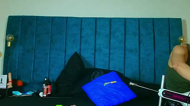 Snapshot of Ethan_Briggs_ chatting on April 2026 03:48:01 AM Ethan Briggs online show from April 2026 03:48:01 AM