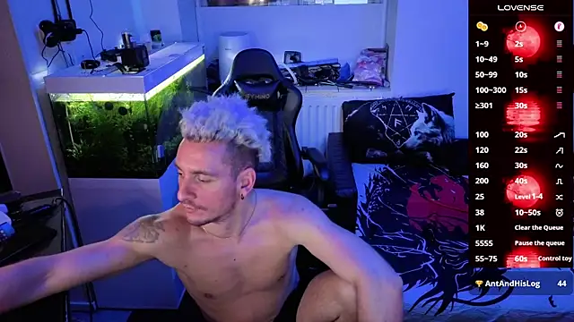 Rayzel White online show from February 2026 02:10:01 AM