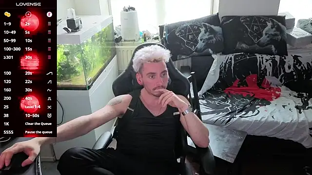 Rayzel White online show from April 2026 11:58:01 AM