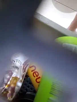 Neveencantada00 online show from March 2026 11:24:01 PM