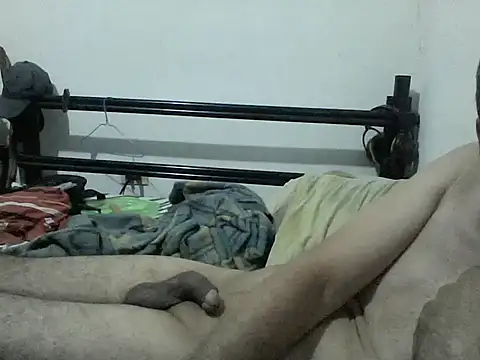 Snapshot of guevo14cm3 chatting on April 2026 02:20:01 AM guevo14cm3 online show from April 2026 02:20:01 AM