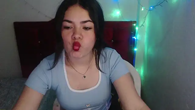 Snapshot of Loriiiany chatting on March 2026 03:50:01 AM Loriiiany online show from March 2026 03:50:01 AM