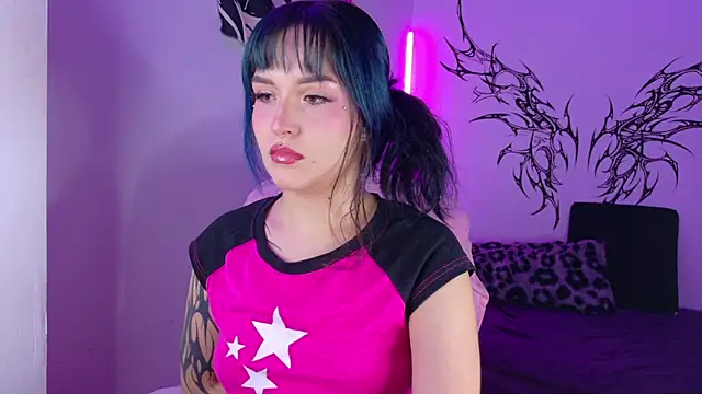 Snapshot of dollmeow chatting on March 2026 12:25:01 AM dollmeow online show from March 2026 12:25:01 AM