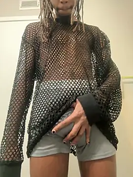 Snapshot of Grim777Hollow chatting on February 2026 09:52:02 AM Grim777Hollow online show from February 2026 09:52:02 AM