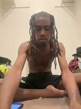 Snapshot of Grim777Hollow chatting on April 2026 05:41:02 AM Grim777Hollow online show from April 2026 05:41:02 AM