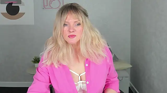 Victoria Nelson online show from April 2026 01:21:01 AM