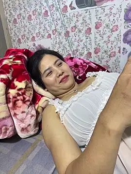 IORio2x online show from April 2026 03:29:02 AM