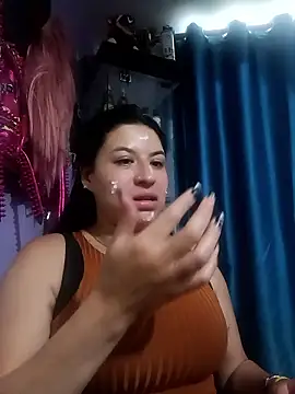 Snapshot of keileen_luna chatting on May 2026 07:52:01 PM keileen luna online show from May 2026 07:52:01 PM