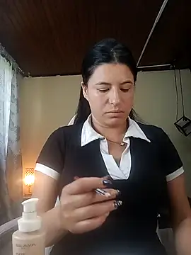 Snapshot of keileen_luna chatting on May 2026 06:37:01 PM keileen luna online show from May 2026 06:37:01 PM