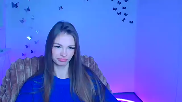 Lina Loveuu online show from February 2026 12:34:01 PM