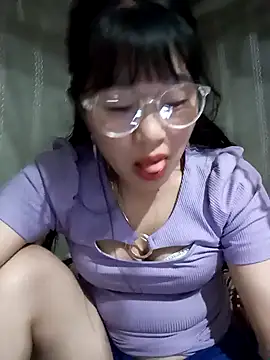 Snapshot of Nga_x9 chatting on March 2026 10:32:02 AM Nga x9 online show from March 2026 10:32:02 AM