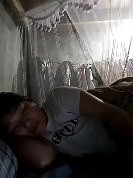 Snapshot of Nga_x9 chatting on April 2026 02:04:02 PM Nga x9 online show from April 2026 02:04:02 PM