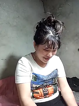 Snapshot of Nga_x9 chatting on April 2026 10:12:02 AM Nga x9 online show from April 2026 10:12:02 AM