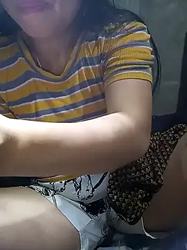 Snapshot of Nga_x9 chatting on April 2026 01:05:01 PM Nga x9 online show from April 2026 01:05:01 PM