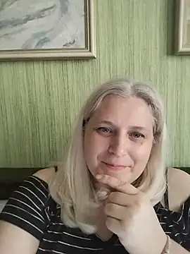 Snapshot of NyushaLollipop chatting on May 2026 10:33:02 AM NyushaLollipop online show from May 2026 10:33:02 AM