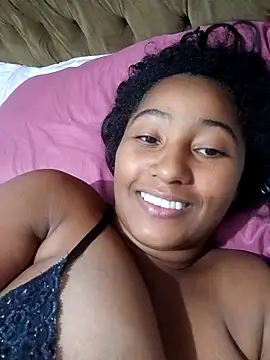 MichelyMaia online show from January 2026 03:44:01 AM