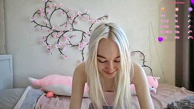 Snapshot of MisaMew chatting on April 2026 09:29:01 AM MisaMew online show from April 2026 09:29:01 AM