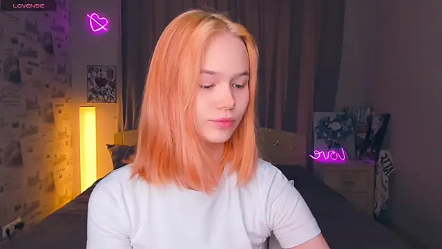 Snapshot of OwlLynn chatting on February 2026 09:16:02 AM OwlLynn online show from February 2026 09:16:02 AM